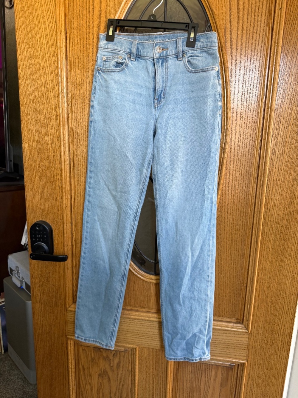 American Eagle light wash straight leg jeans Size 0